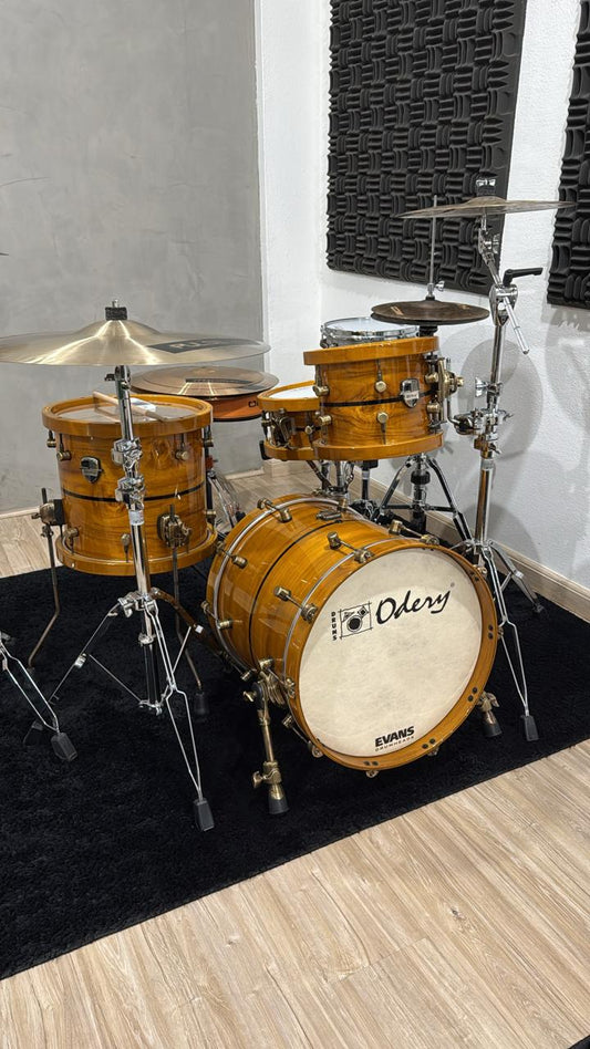 Odery Custom Shop Kit, Araucaria & Teak woods, with antique brass hardware and wood hoops - 10"/14"/18"