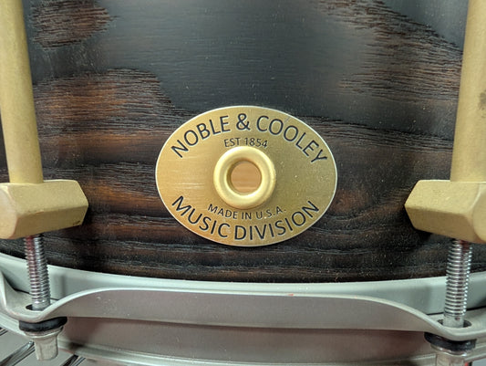 Noble & Cooley Toasted Ash Solid Shell Snare - 7" x 14", Demo Savings