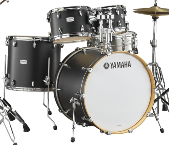 Yamaha Tour Custom 4-Piece Drum Kit 10/12/16/22 Black